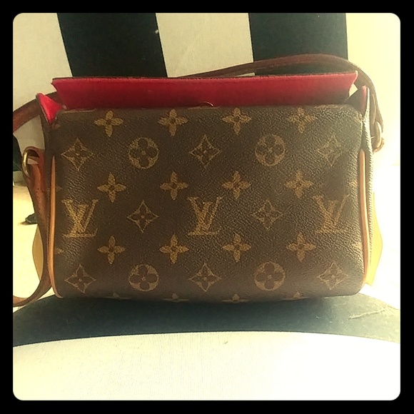 louis vuitton 2002 handbag collection
